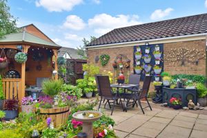 Photo 19- click for photo gallery